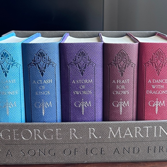 Game of Thrones: A Song of Ice & Fire 5 Book Set George R.R. Martin Bantam Ed. - Picture 2 of 3